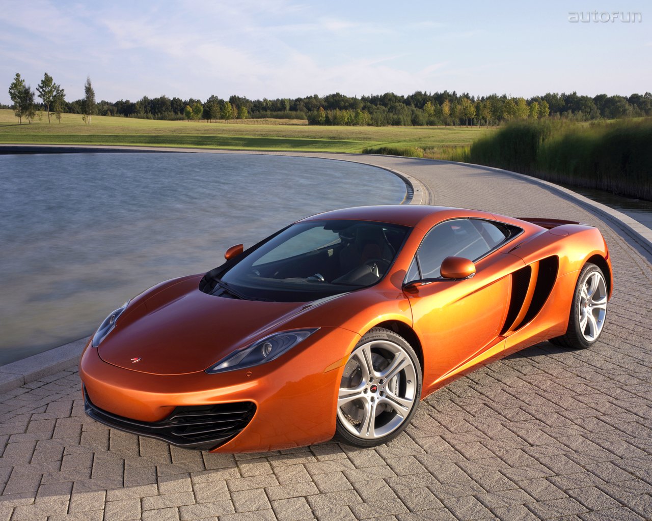 6mclaren21